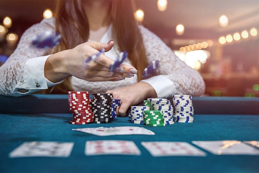 Khám phá các chiến thuật đánh bài trực tuyến hiệu quả giúp bạn chiến thắng đánh bài trực tuyến