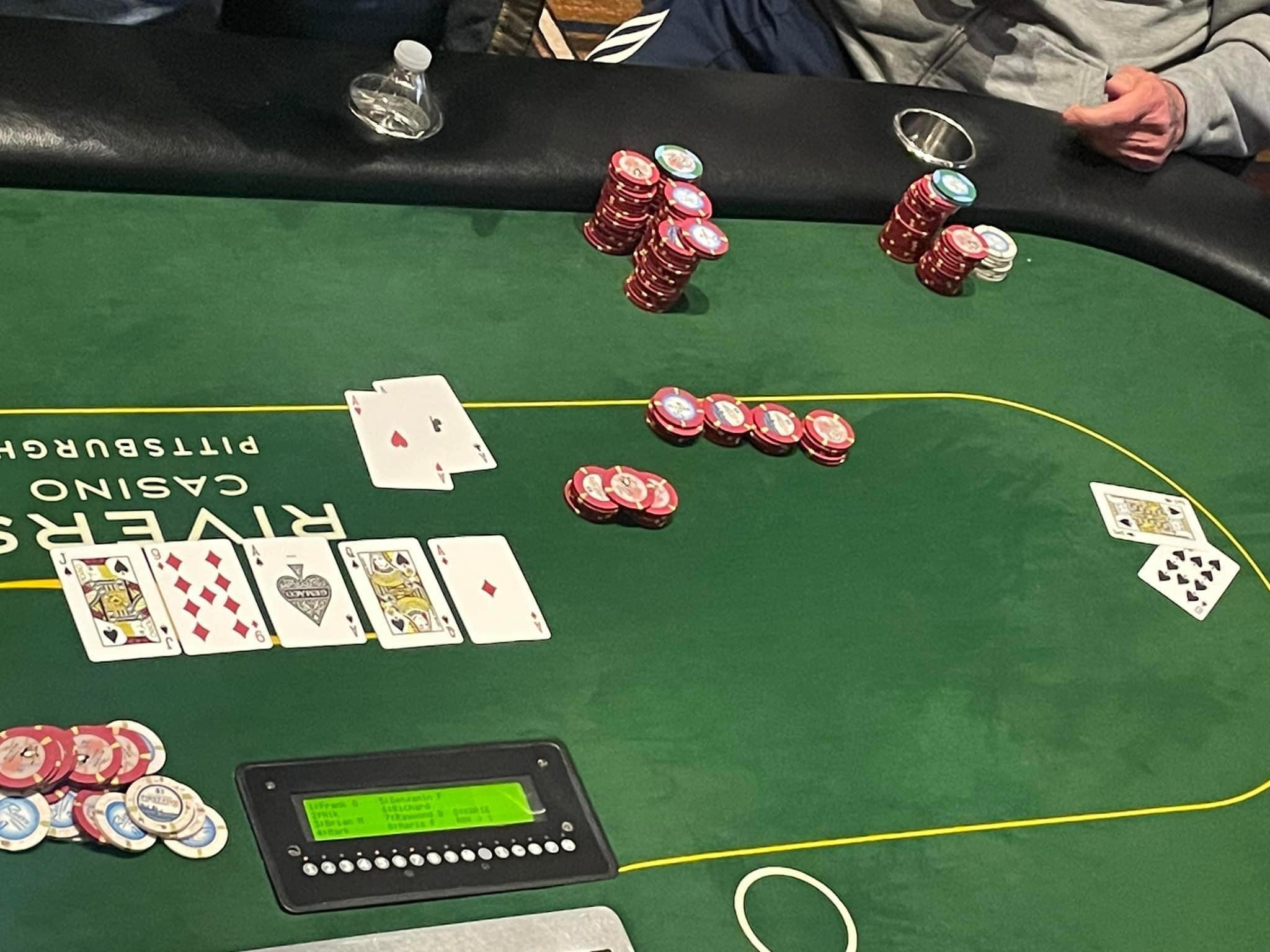 Chơi game bài tiến lên miền nam miễn phí trải nghiệm hấp dẫn cùng bạn bè và nhận thưởng ngay